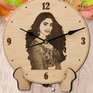 "Customizable Wooden Clock with Photo – Unique Personalized Gift"